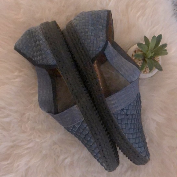 BernieMev LAYLA MJ 40 Cushy Comfort 1” Heels EUC - Picture 3 of 7